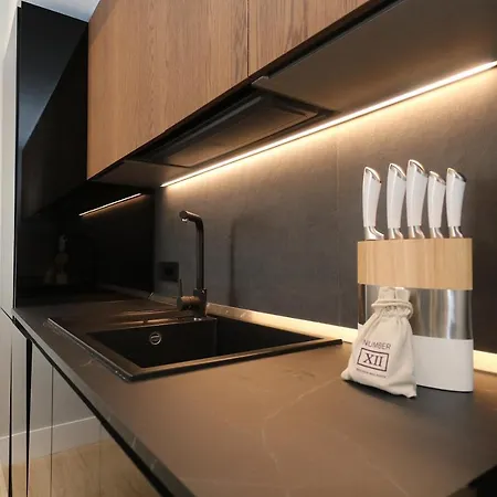 Superior 1Br Apartment - Fully Renovated & Equipped - Prime Location In Historical Centre - Garibaldi#2 - Free Parking Olbia Esterno foto